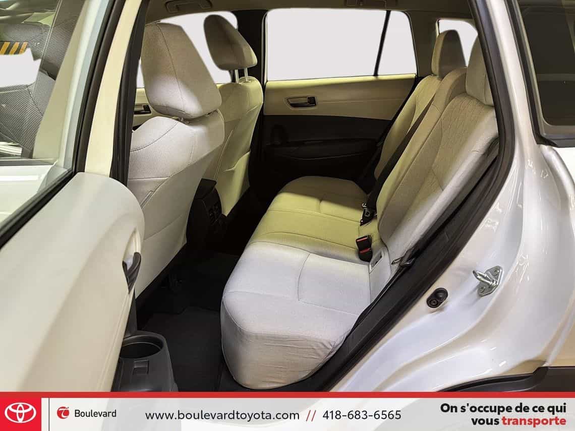 2023 Toyota Corolla Cross L - Image 21