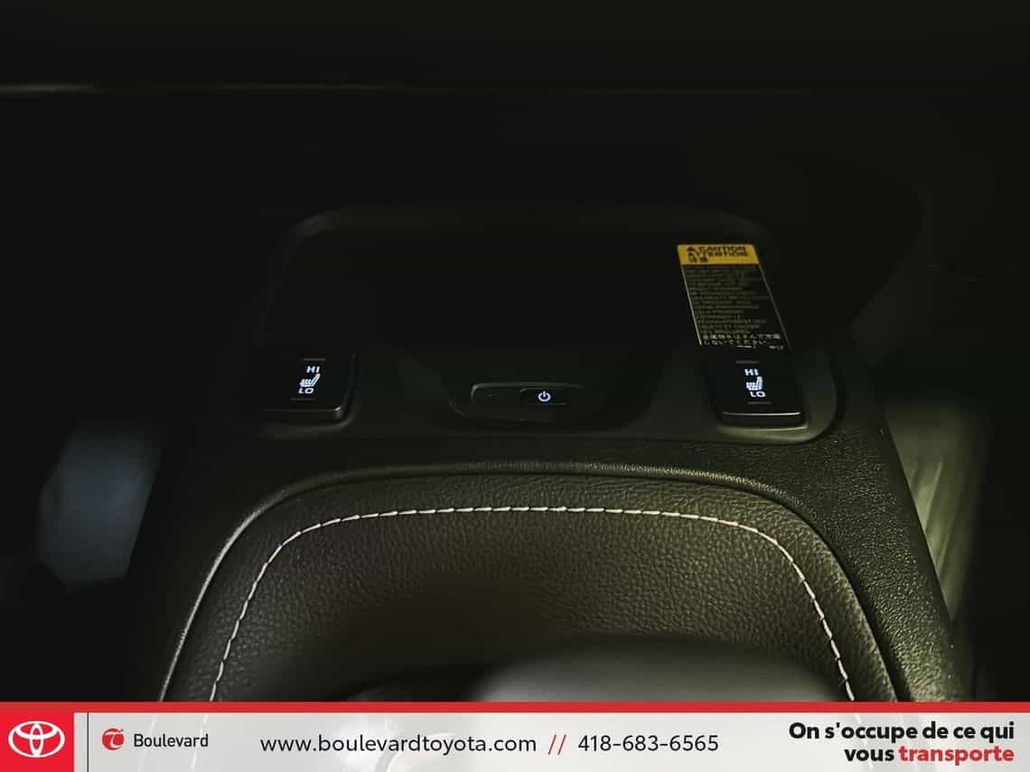 2024 Toyota Corolla Se - Image 17