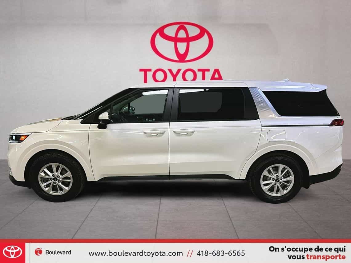 2024 Kia Carnival Lx - Image 10