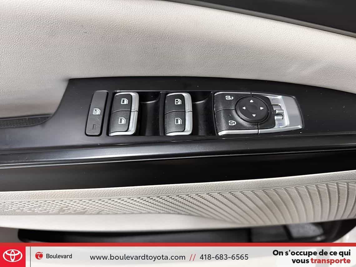 2024 Kia Carnival Lx - Image 15