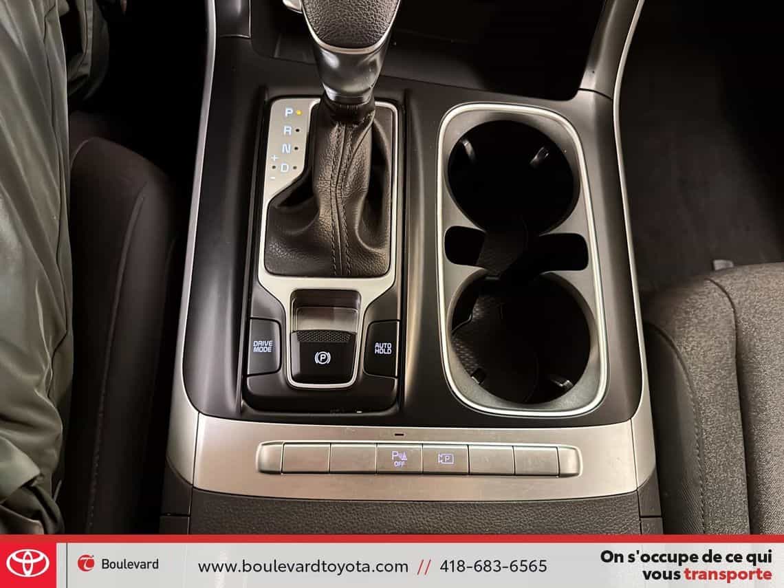 2024 Kia Carnival Lx - Image 29