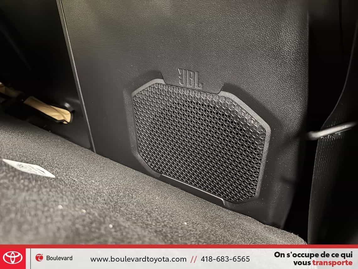 2025 Toyota Tundra TRD Pro Hybride - Image 23