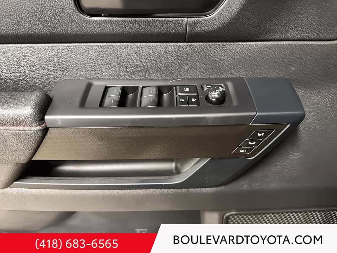 2025 Toyota Tundra TRD Pro Hybride - Image 9