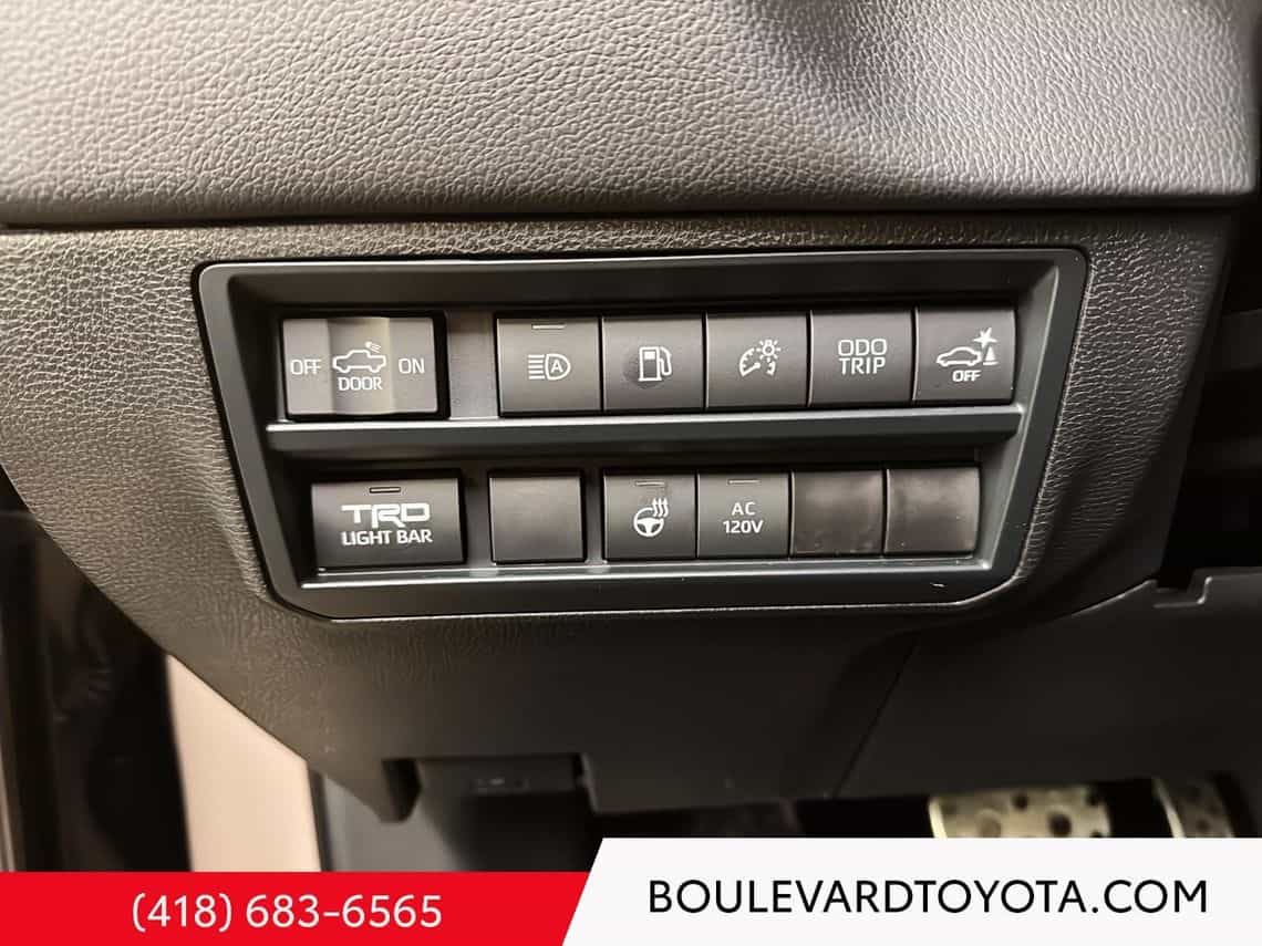 2025 Toyota Tundra TRD Pro Hybride - Image 16