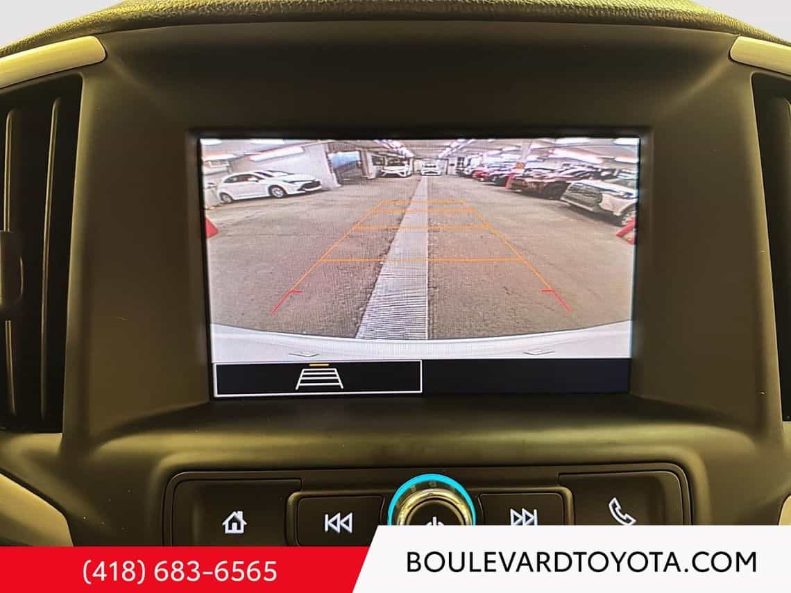 2024 GMC Terrain Sle - Image 17