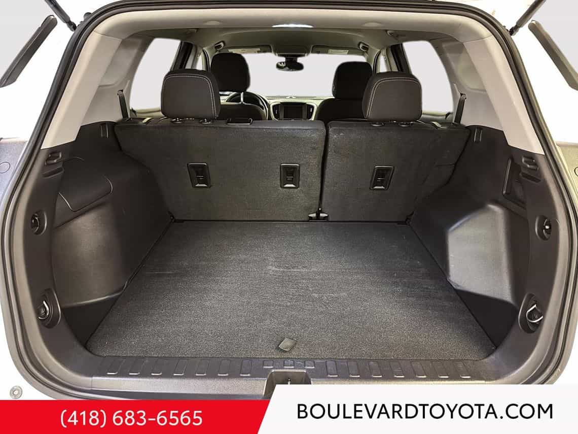 2024 GMC Terrain Sle - Image 22