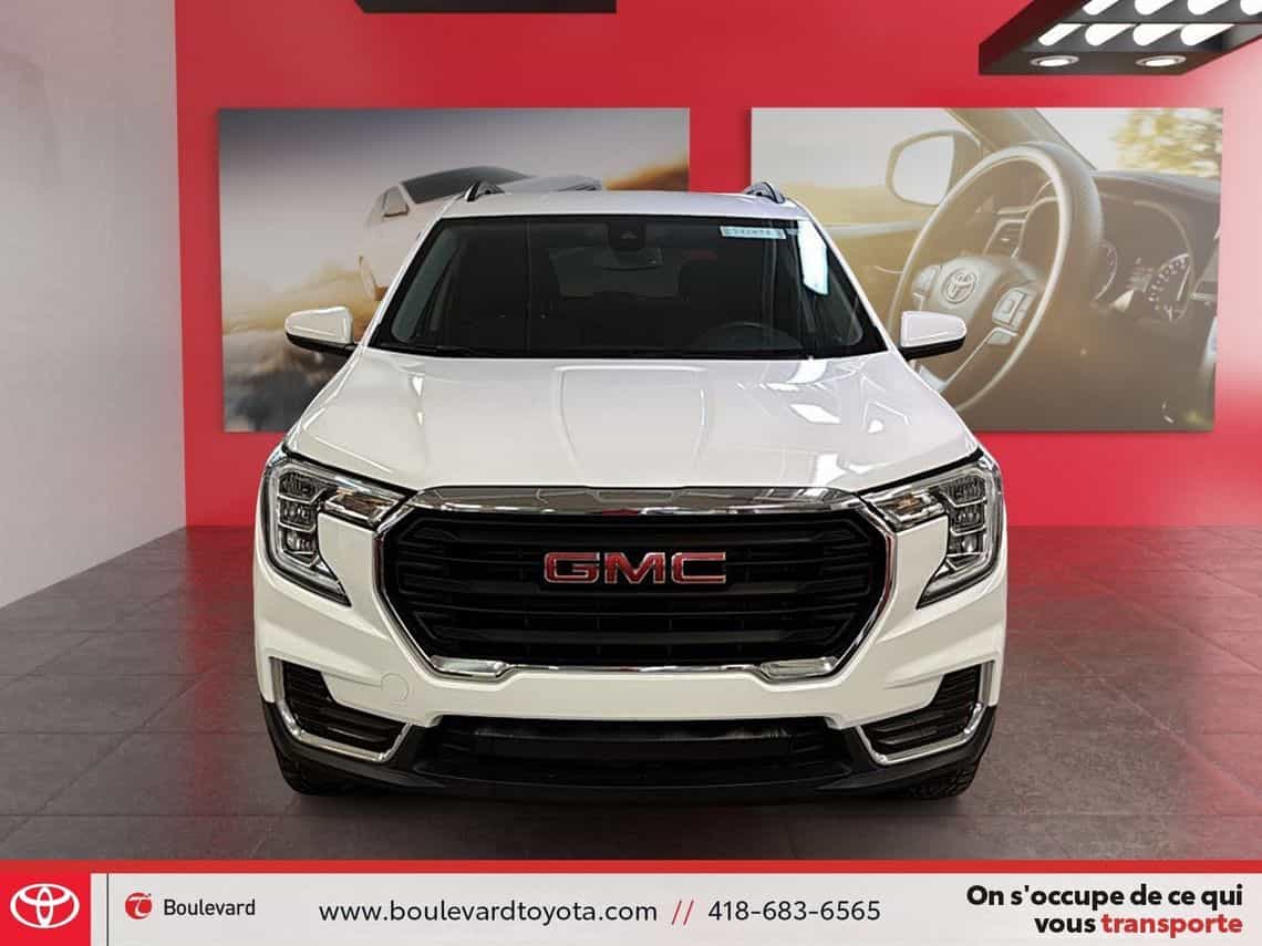 2024 GMC Terrain Sle - Image 2