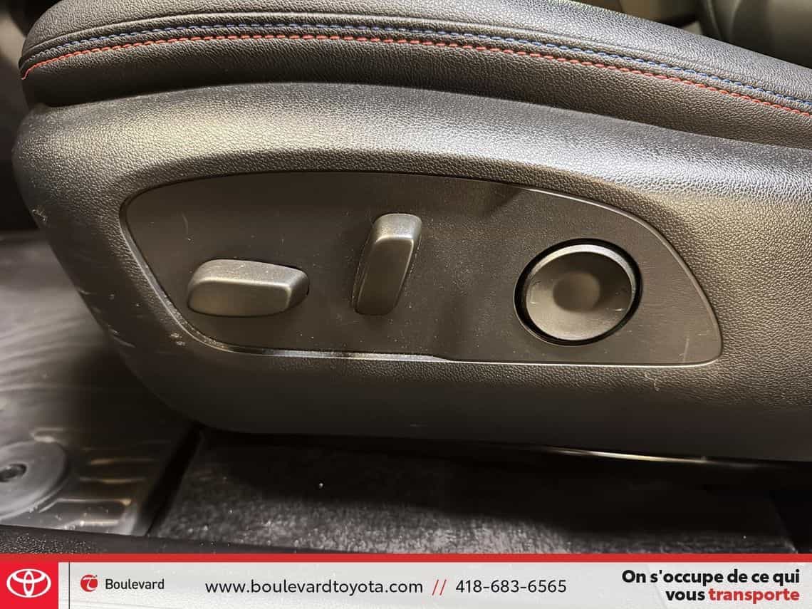 2025 Chevrolet Equinox Rs - Image 13