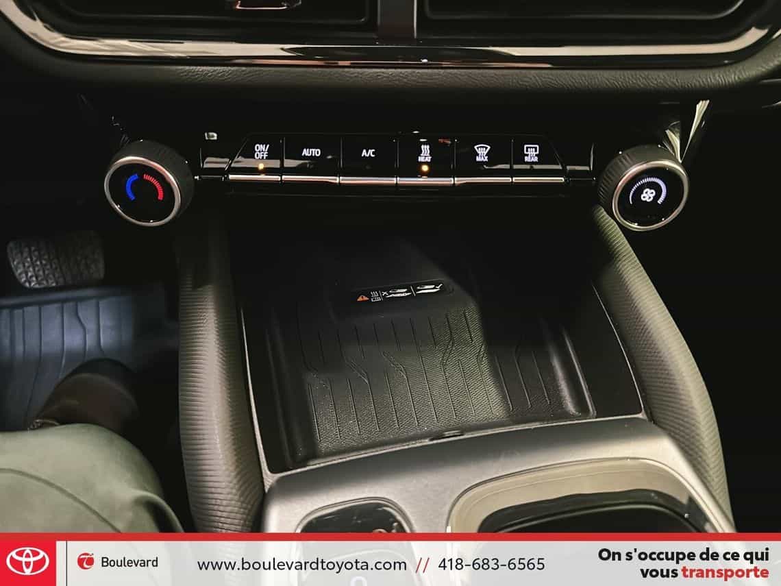 2025 Chevrolet Equinox Rs - Image 17