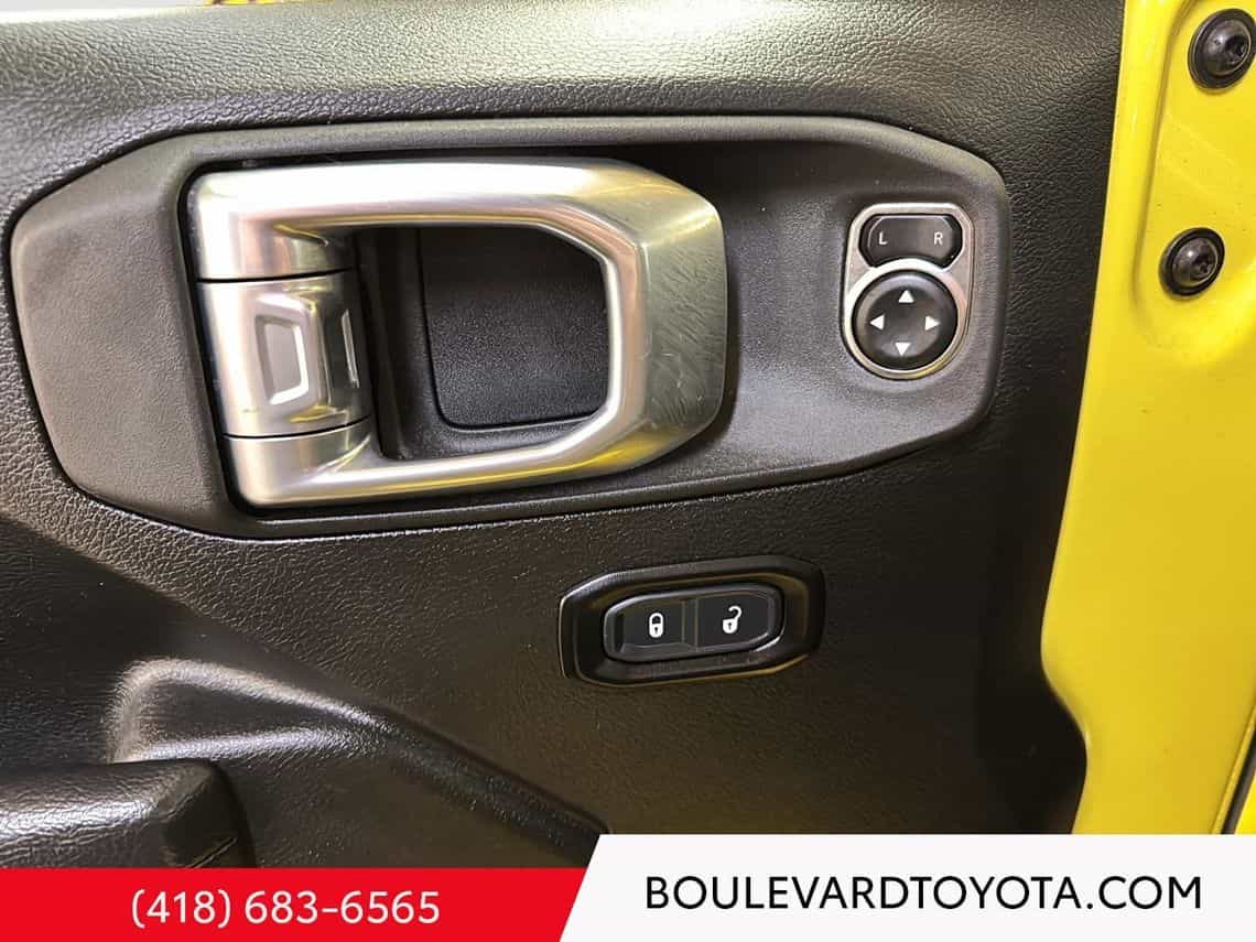 Image 10 Jeep Wrangler Sport S 2024