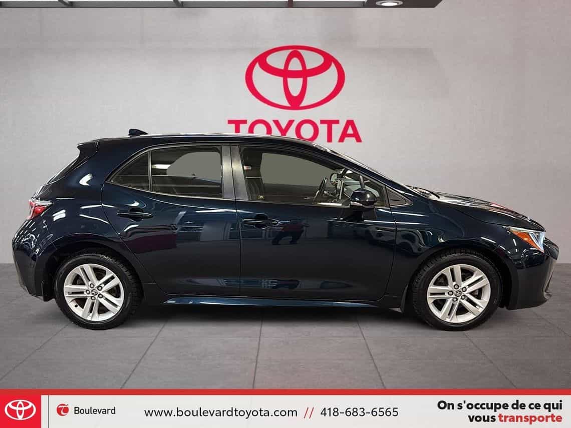 2021 Toyota Corolla Se - Image 3