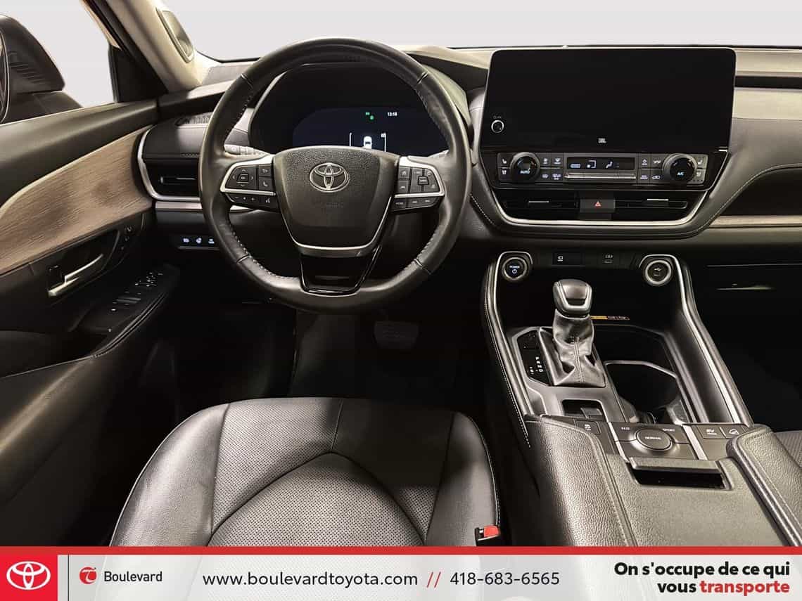 2024 Toyota Grand Highlander Limited Hybride - Image 42