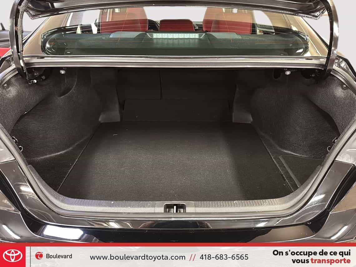 2025 Toyota Camry Xse Hybride - Image 26