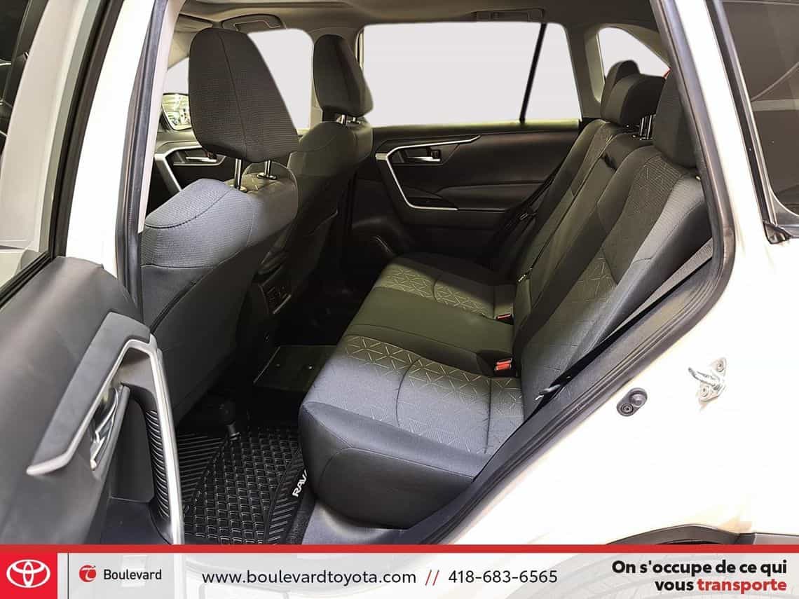 2022 Toyota Rav4 Xle - Image 39