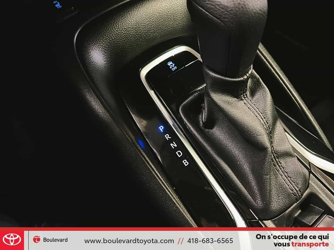 2022 Toyota Corolla Le - Image 19