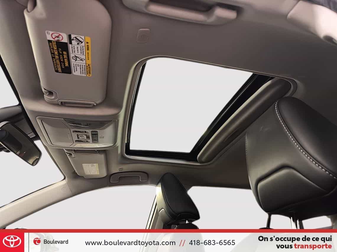 2024 Toyota Rav4 Xle - Image 13