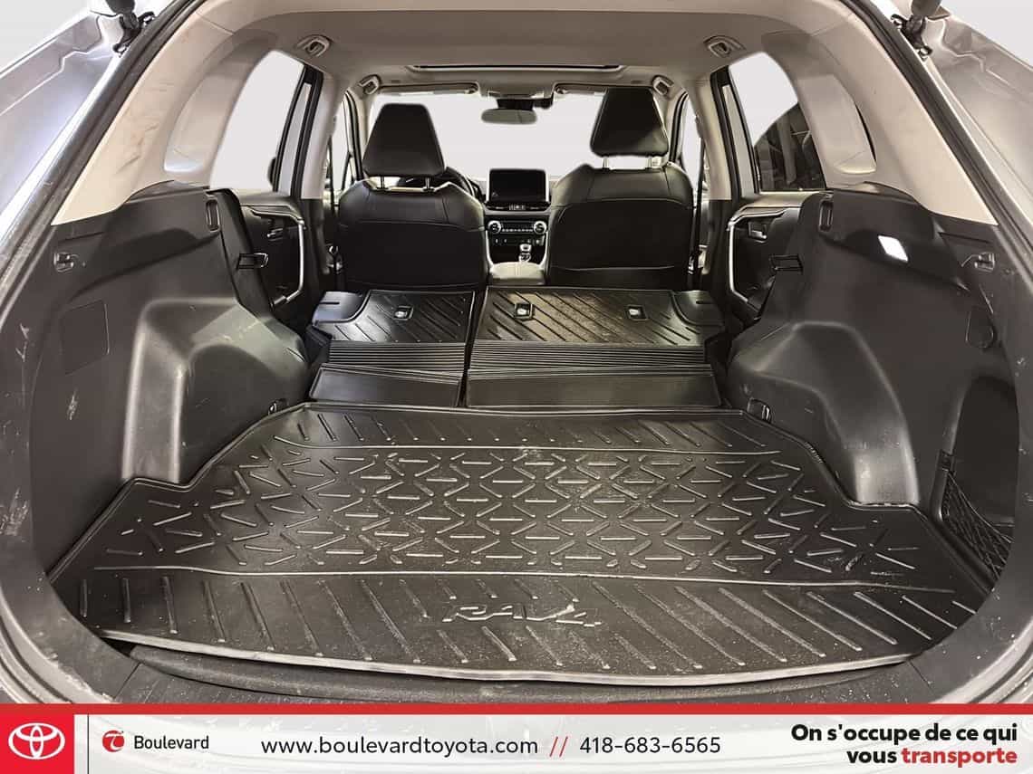 2024 Toyota Rav4 Xle - Image 25