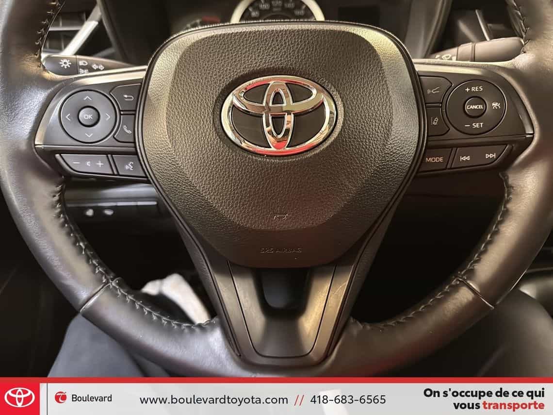 2022 Toyota Corolla LE Améliorer - Image 13