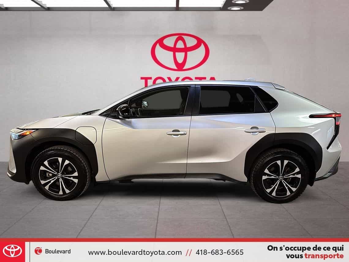 2023 Toyota BZ4X Le - Image 8