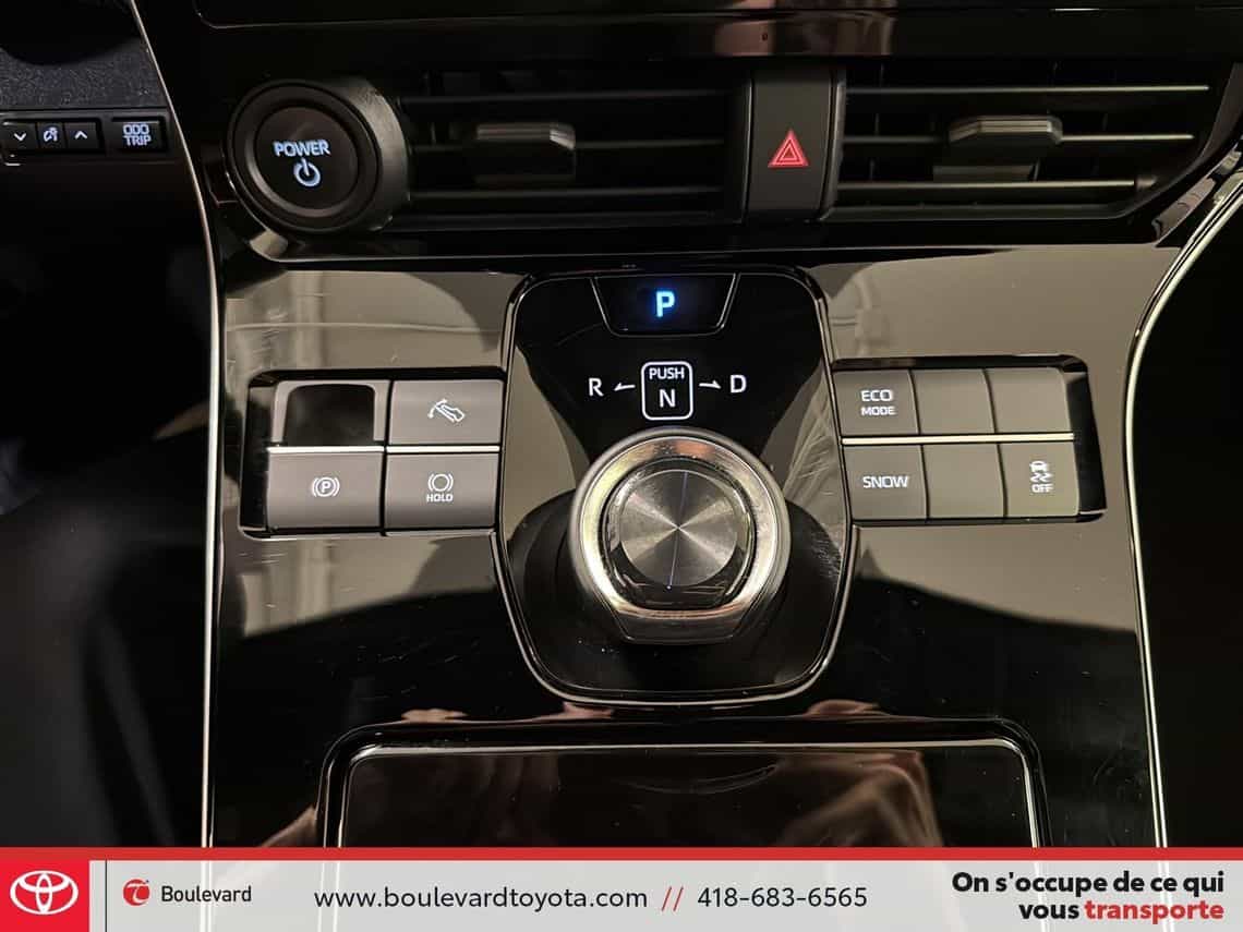 2023 Toyota BZ4X Le - Image 17