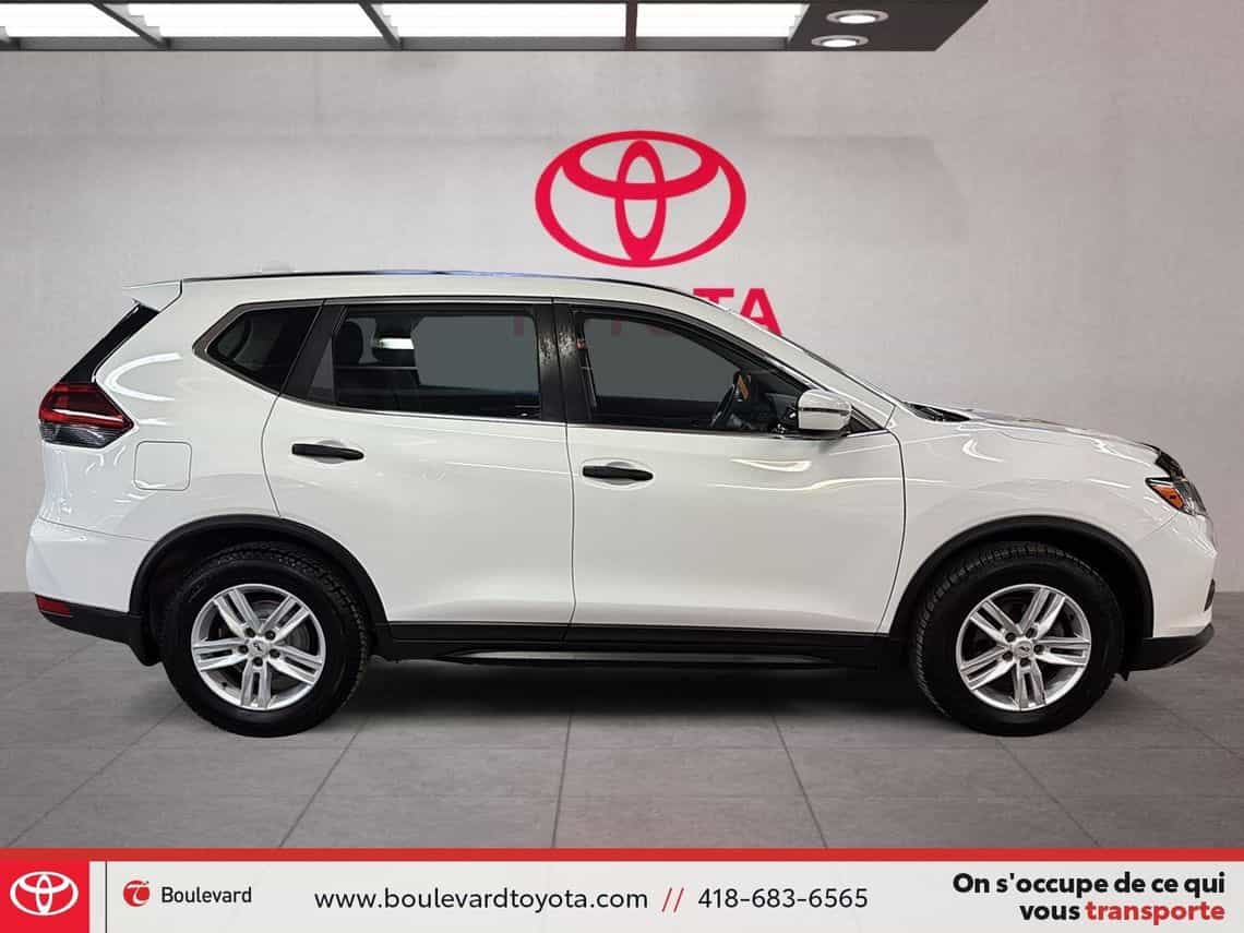 2018 Nissan Rogue S - Image 3