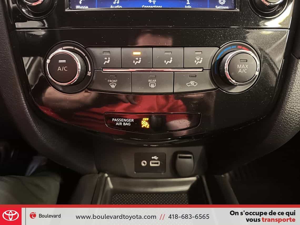 2018 Nissan Rogue S - Image 14