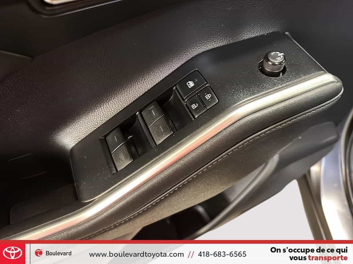 2022 Toyota Highlander Xle - Image 9