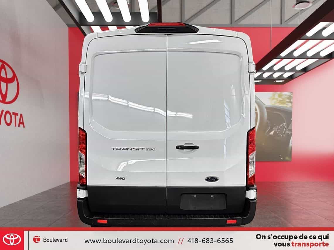 Image 4 Ford Transit T-250 2023