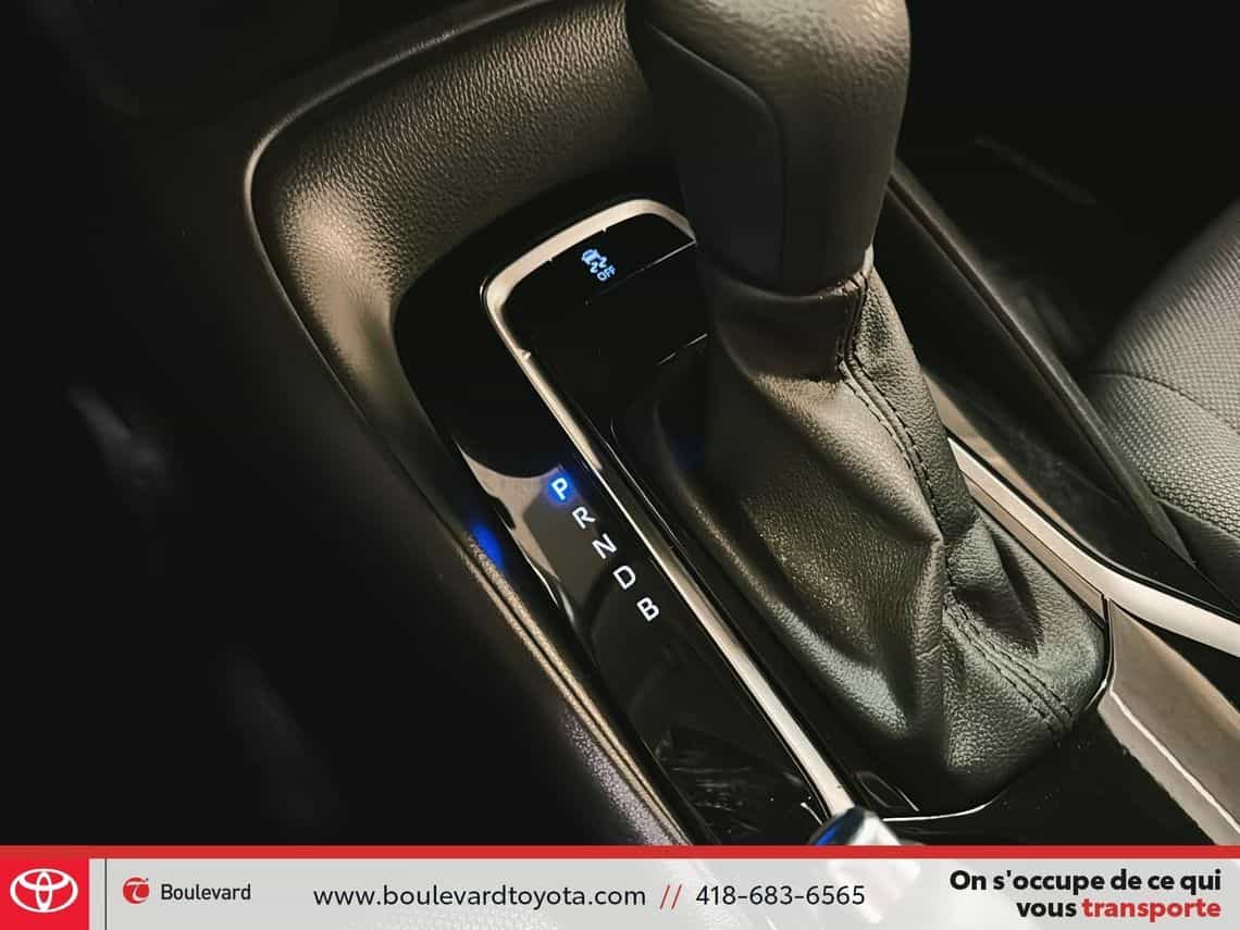 2022 Toyota Corolla L - Image 19