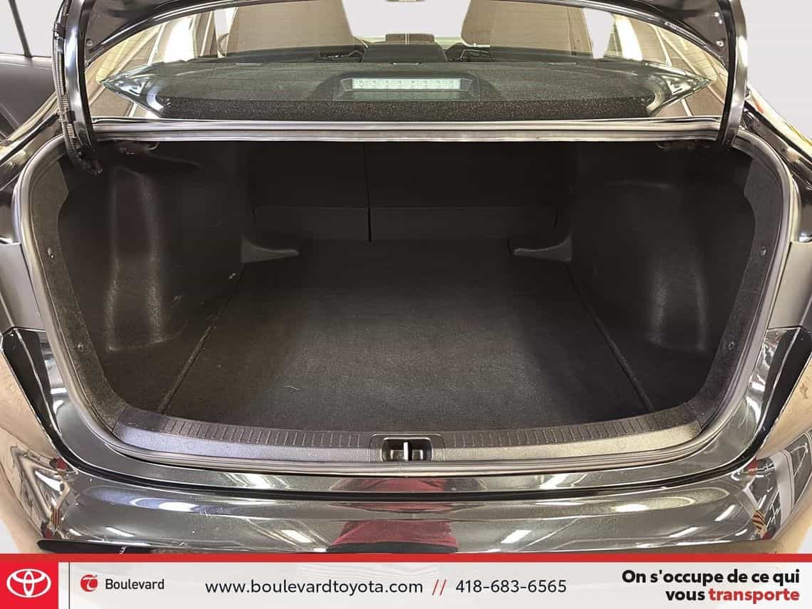 2022 Toyota Corolla L - Image 22