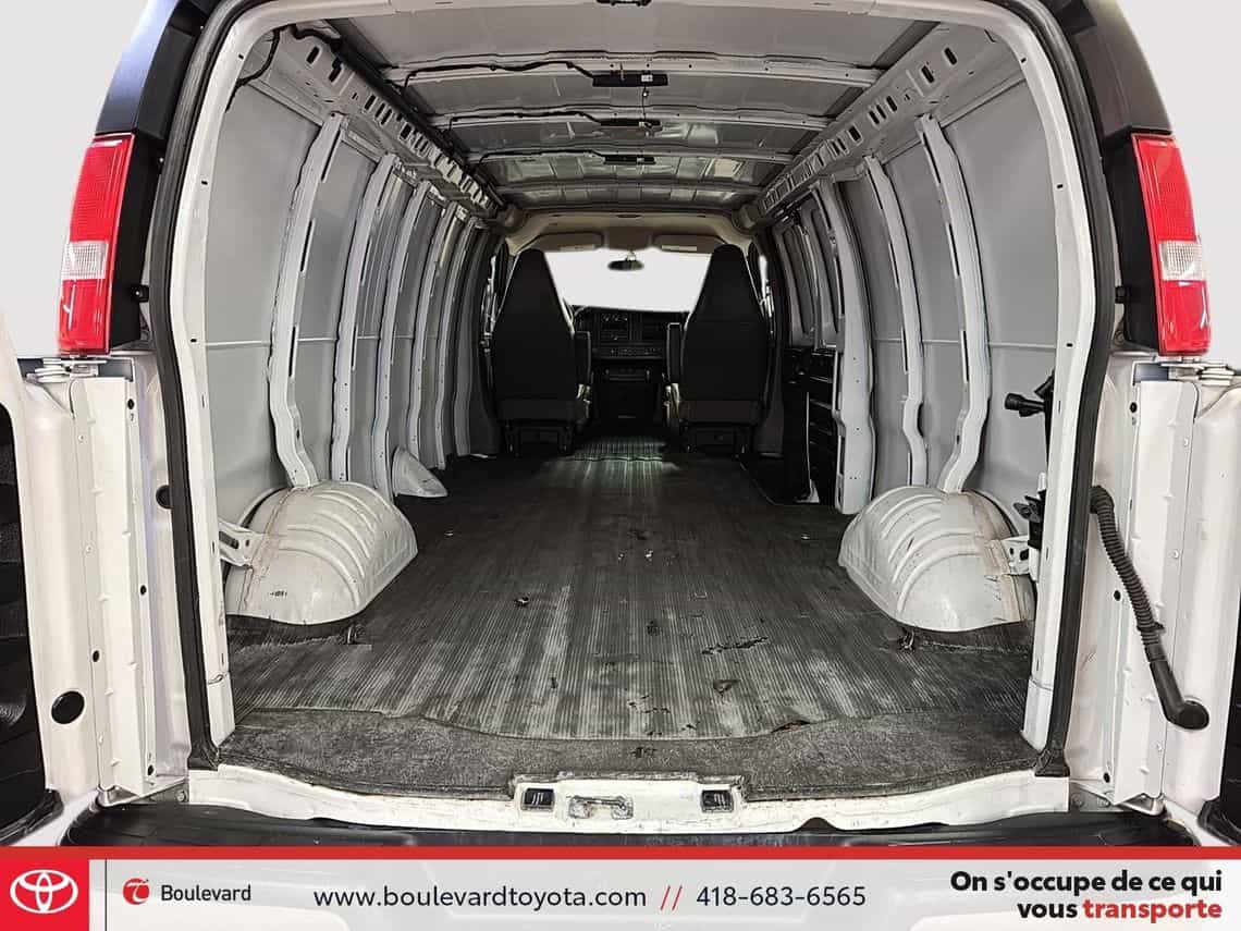 2023 GMC Savana G2500 - Image 19