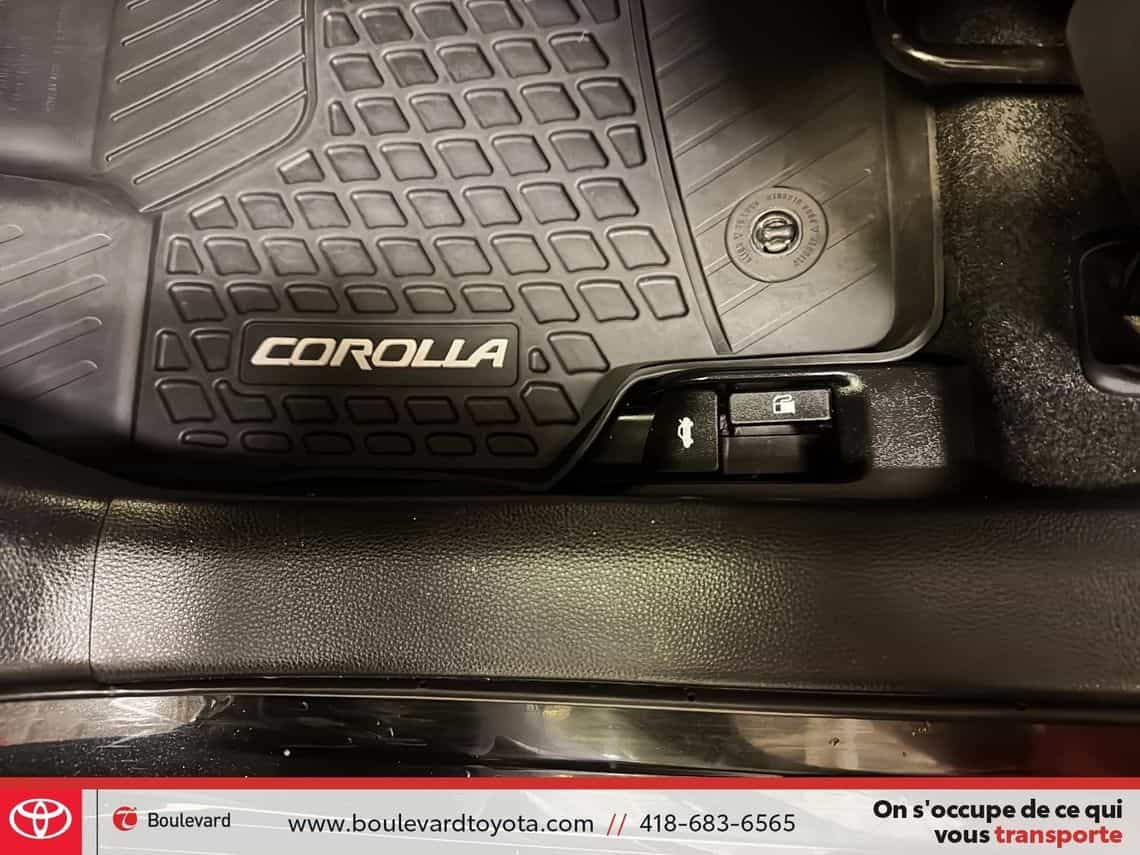 2022 Toyota Corolla L - Image 14