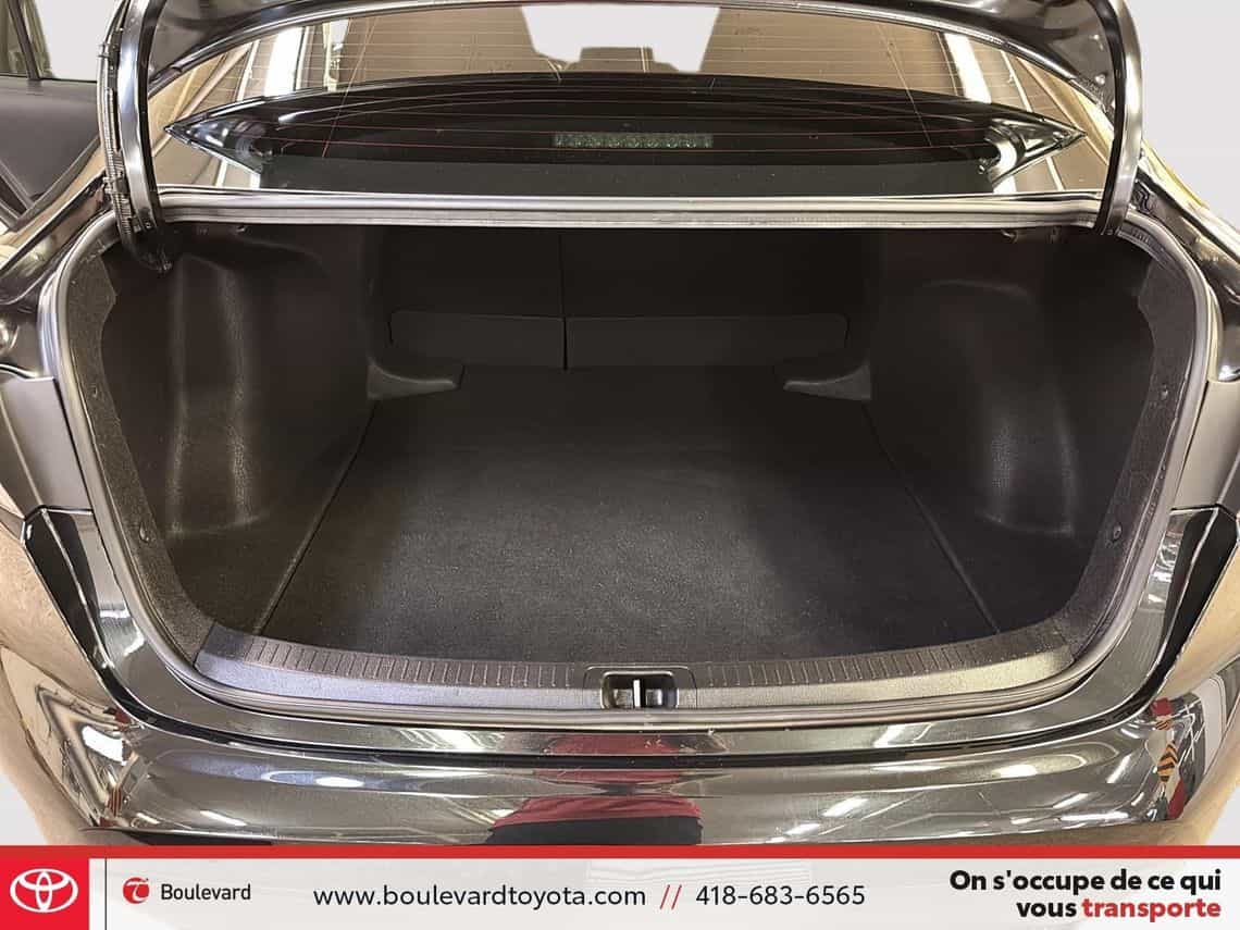 2022 Toyota Corolla L - Image 22