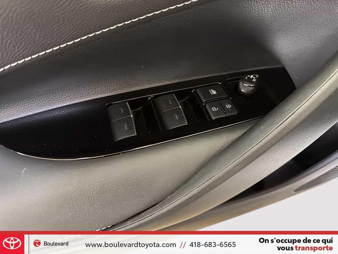 2023 Toyota Corolla L - Image 9