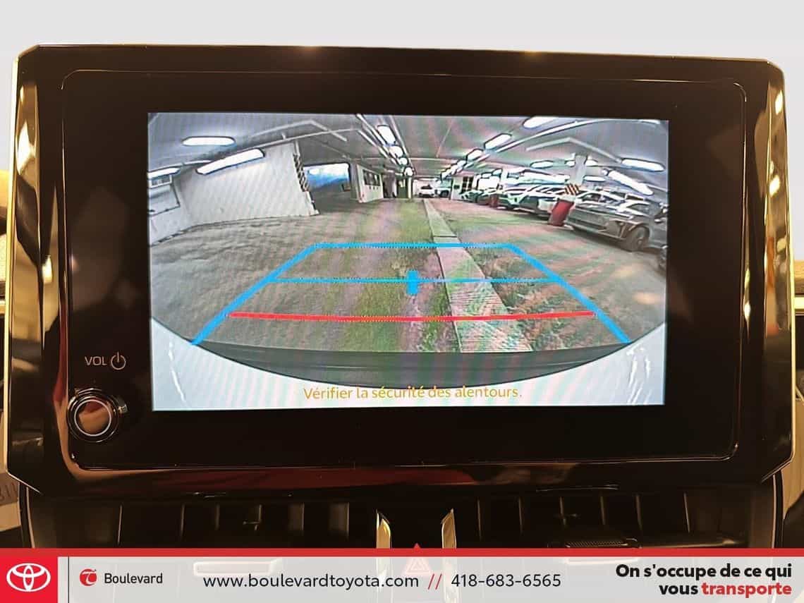 Image 16 Toyota Corolla L 2023