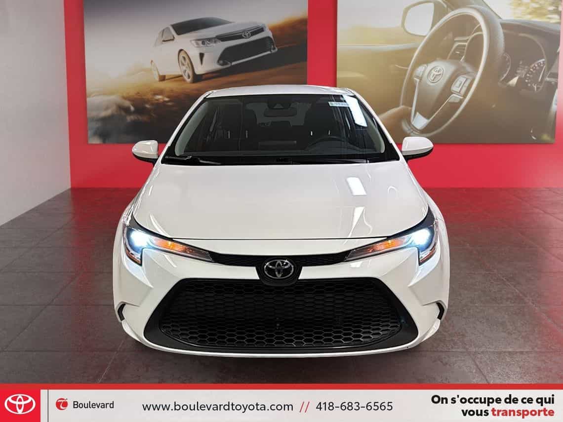 2022 Toyota Corolla Le - Image 2