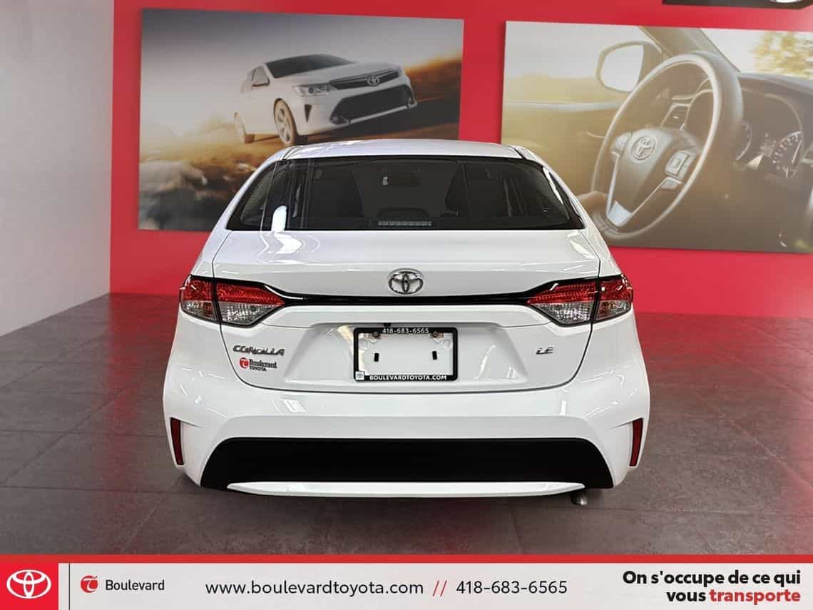 2022 Toyota Corolla Le - Image 5