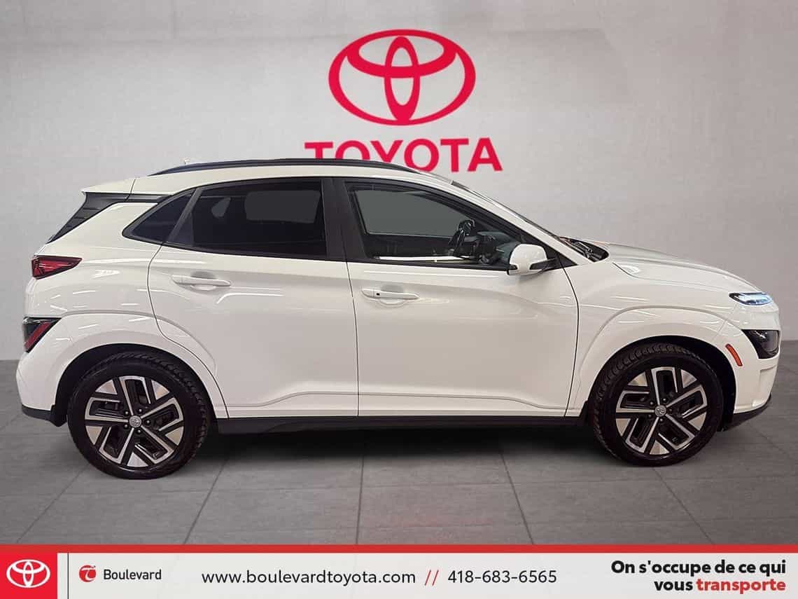 2023 Hyundai Kona Preferred - Image 3