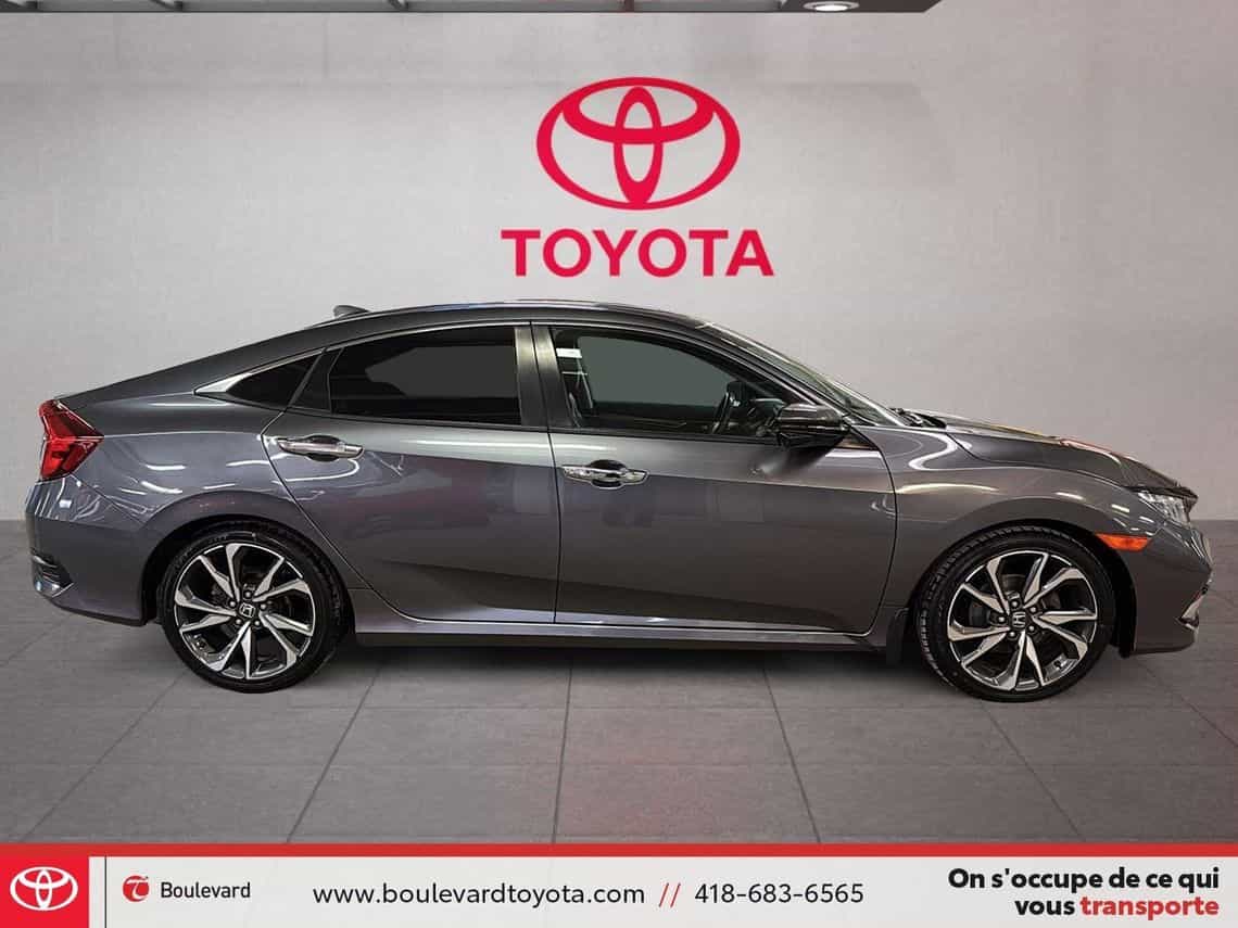 2020 Honda Civic Touring - Image 3