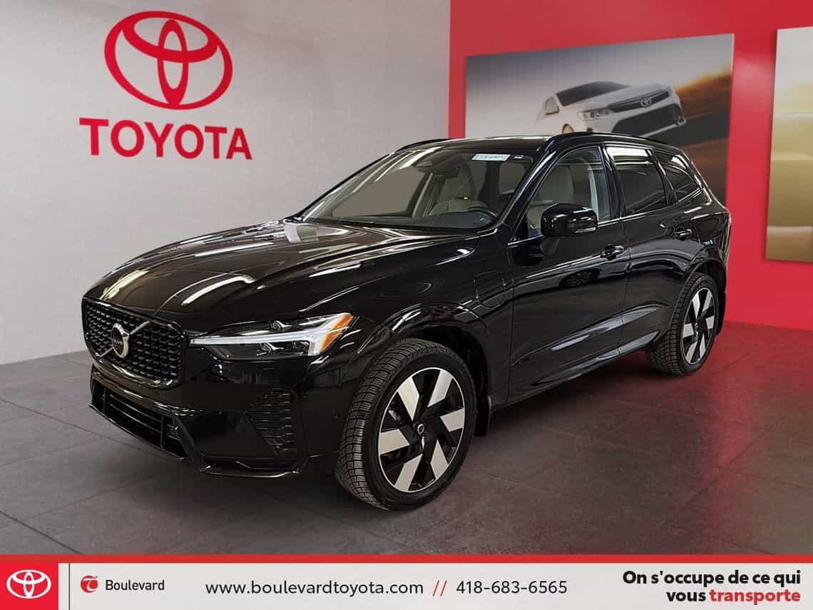 Image 1 Volvo XC60 T8 Plus 2025