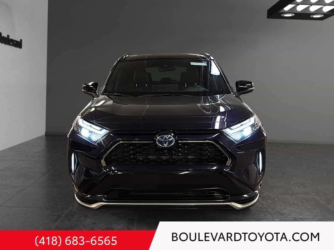 2024 Toyota Rav4 Prime XSE Techno - Image 2