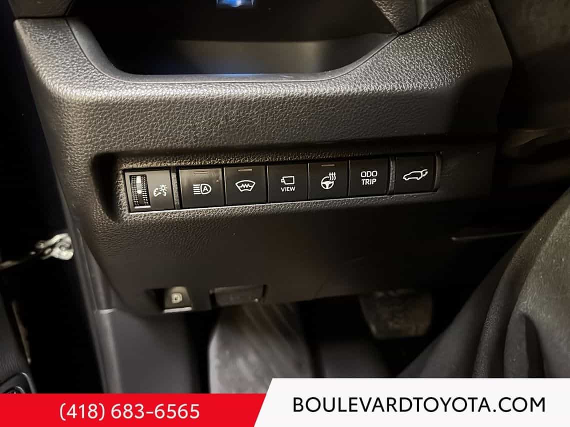 2024 Toyota Rav4 Prime XSE Techno - Image 20