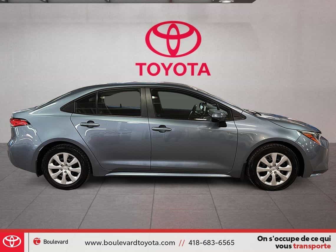 2022 Toyota Corolla Le - Image 3