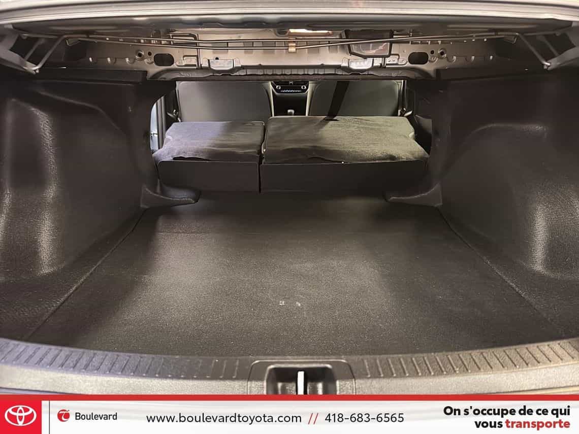 2022 Toyota Corolla Le - Image 23