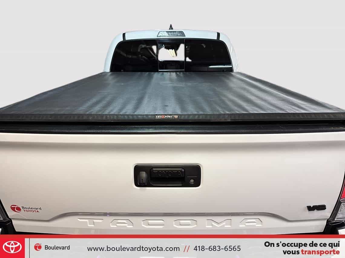 2023 Toyota Tacoma TRD Sport - Image 25