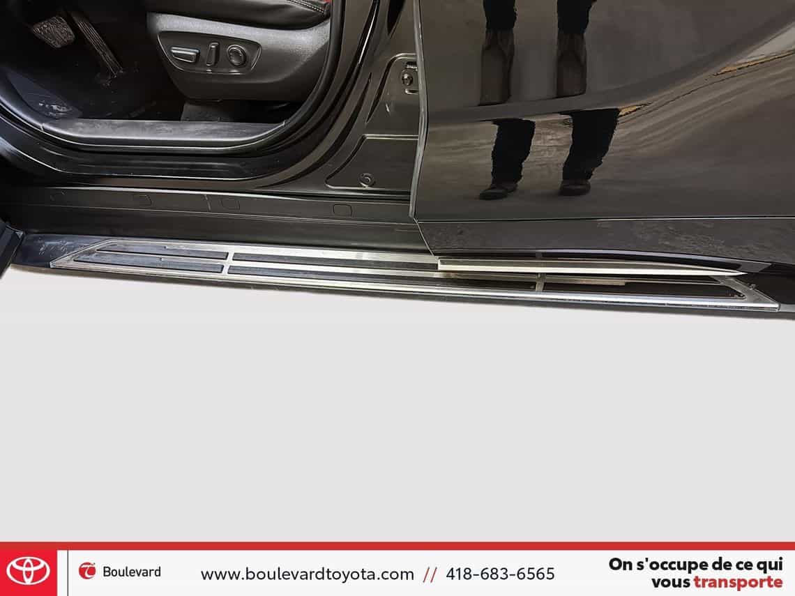 Image 8 Toyota Highlander Xse 2023