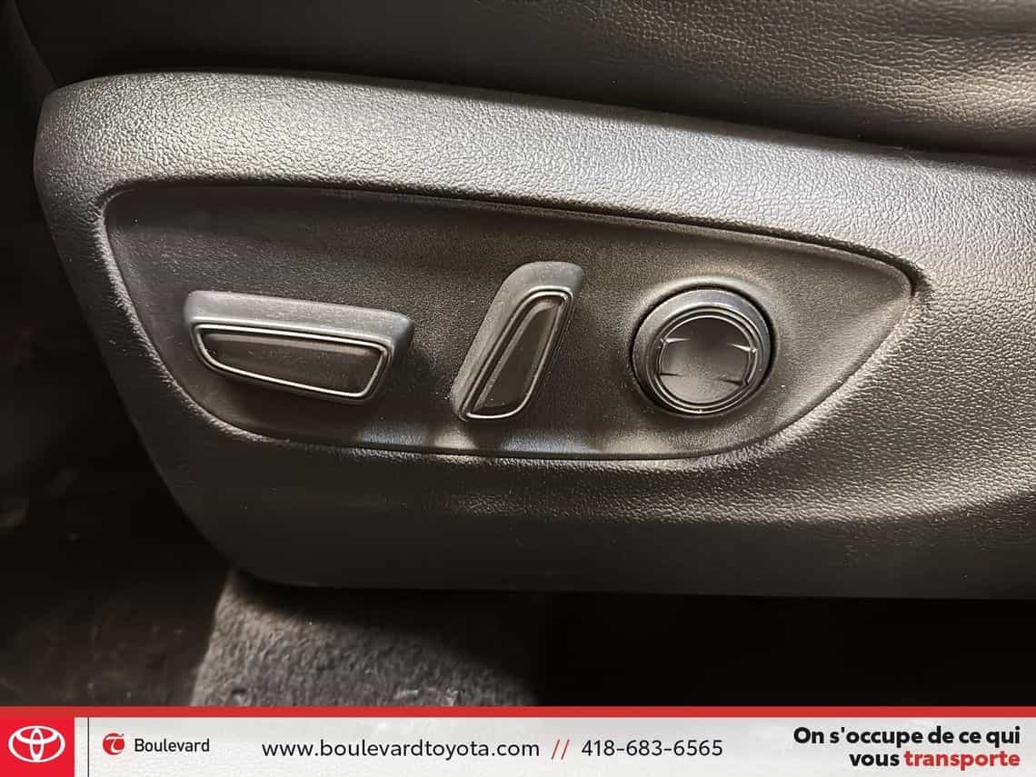 2023 Toyota Highlander Xse - Image 13