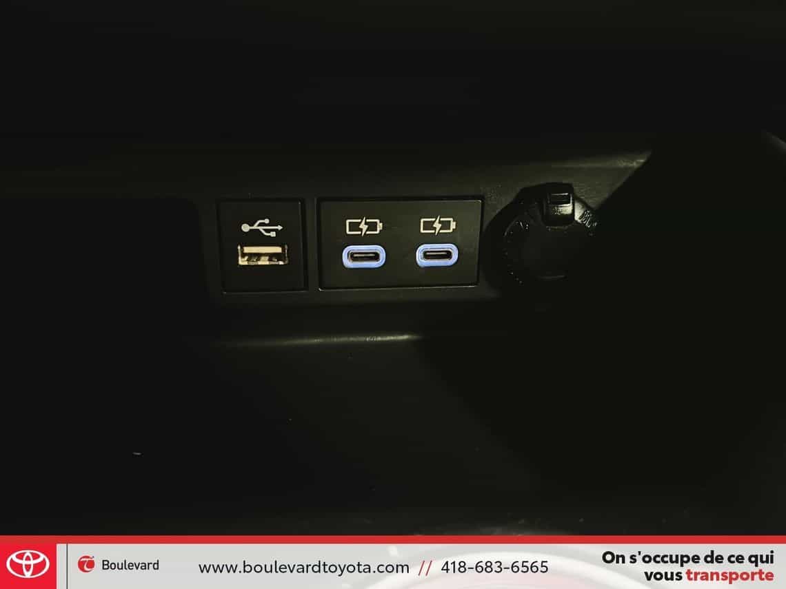 2023 Toyota Highlander Xse - Image 19