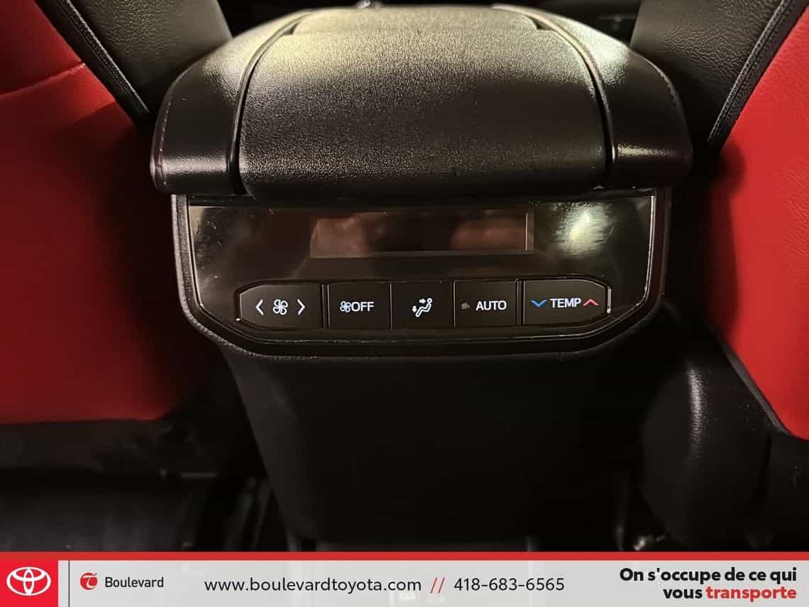 2023 Toyota Highlander Xse - Image 26