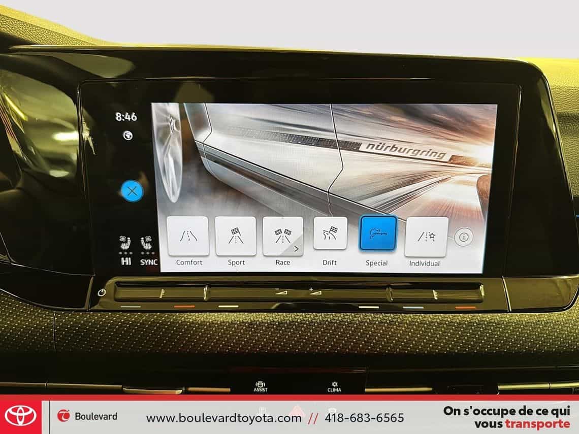 2024 Volkswagen Golf R R - Image 17